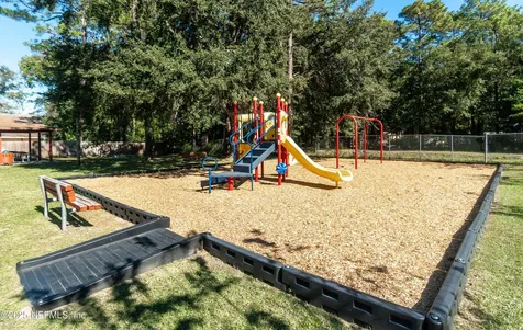 8140 Morristown Trail Jacksonville FL 32244