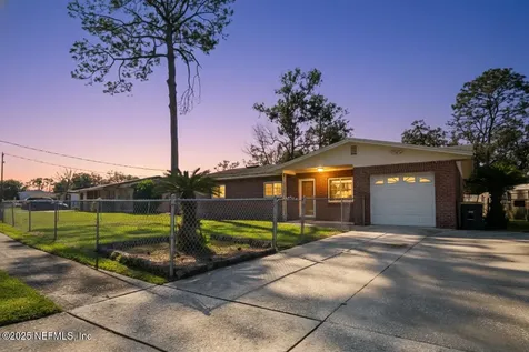 8342 Barracuda Road Jacksonville FL 32244