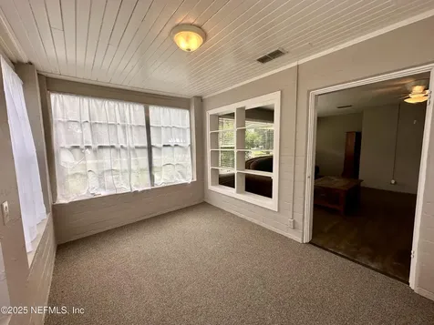 206 Chestnut Street Crescent City FL 32112