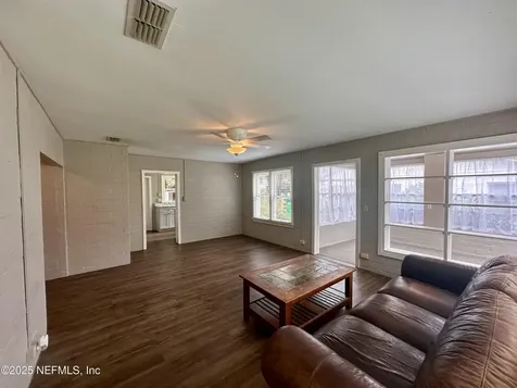 206 Chestnut Street Crescent City FL 32112