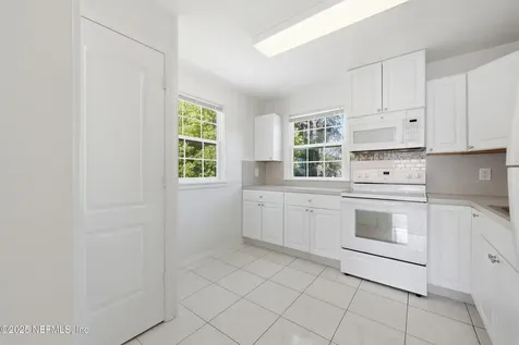 62 1/2 Valencia Street St. Augustine FL 32084