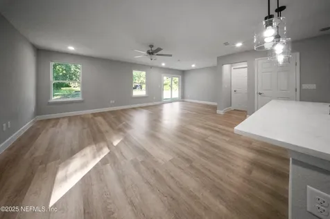 5036 Seaboard Avenue Jacksonville FL 32210