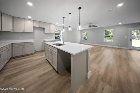 5036 Seaboard Avenue Jacksonville FL 32210