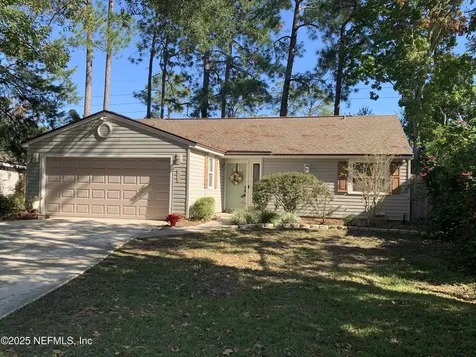 10149 Summer Pines Court Jacksonville FL 32257