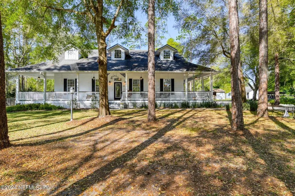 1155 Cousintown Road Interlachen FL 32148