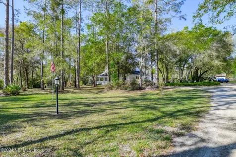 1155 Cousintown Road Interlachen FL 32148