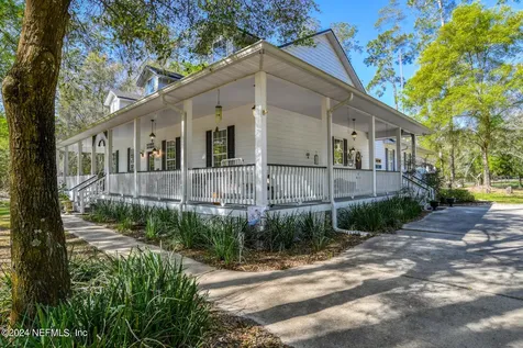 1155 Cousintown Road Interlachen FL 32148