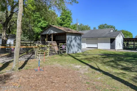 1155 Cousintown Road Interlachen FL 32148