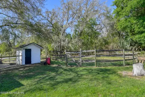 1155 Cousintown Road Interlachen FL 32148