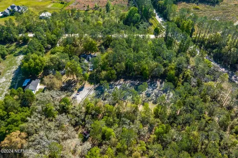 1155 Cousintown Road Interlachen FL 32148