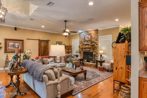 1155 Cousintown Road Interlachen FL 32148