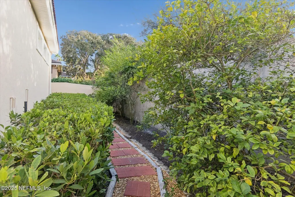 8228 Residence Court Fernandina Beach FL 32034