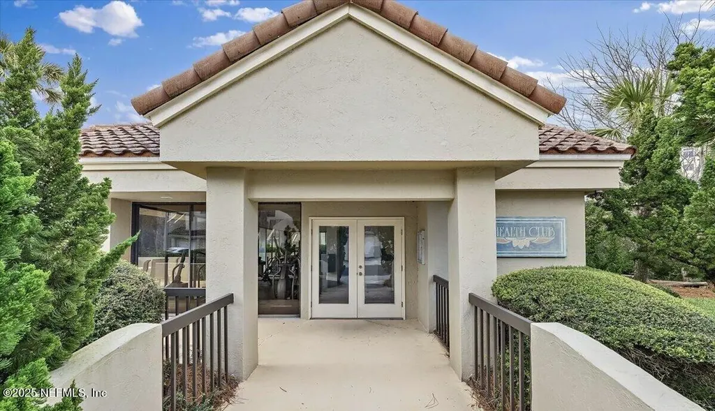 8228 Residence Court Fernandina Beach FL 32034