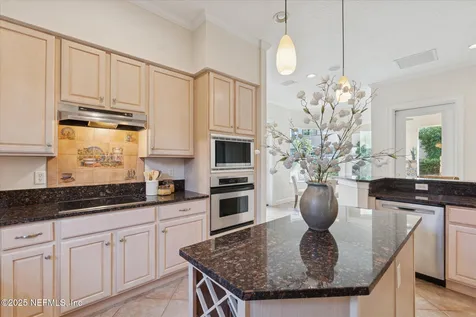8228 Residence Court Fernandina Beach FL 32034