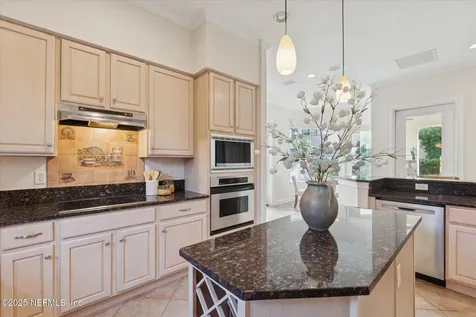 8228 Residence Court Fernandina Beach FL 32034