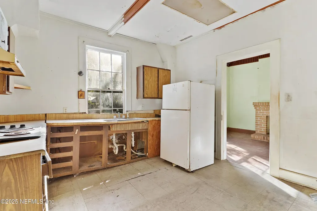 221 S 5th Street Palatka FL 32177