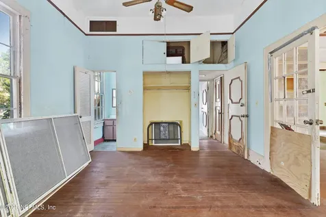 221 S 5th Street Palatka FL 32177