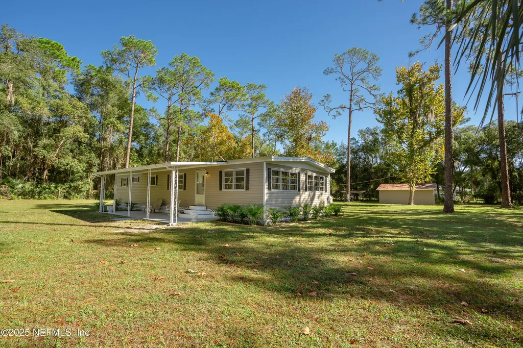 600 Palmetto Street Welaka FL 32193