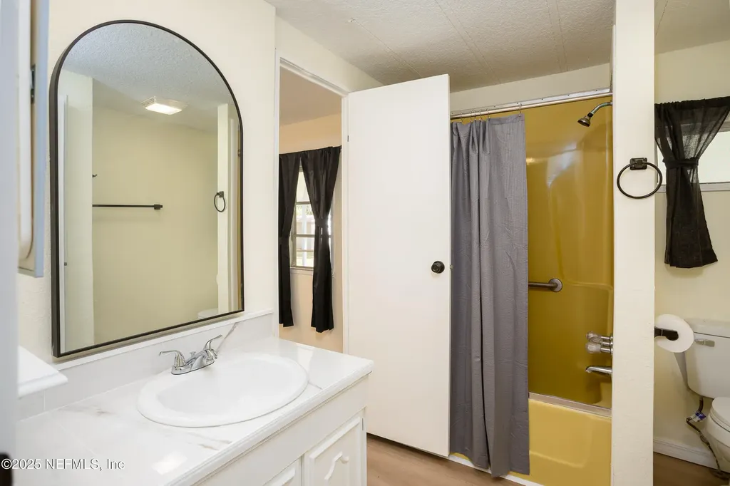 600 Palmetto Street Welaka FL 32193