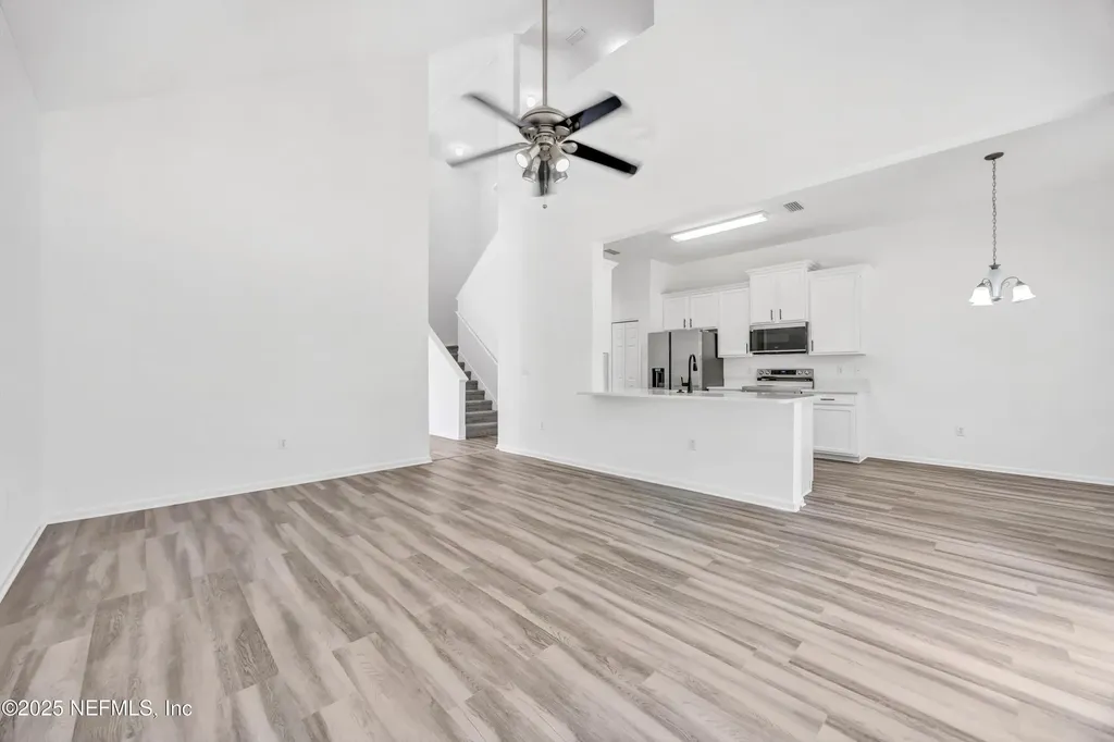 1829 Creekview Drive Green Cove Springs FL 32043