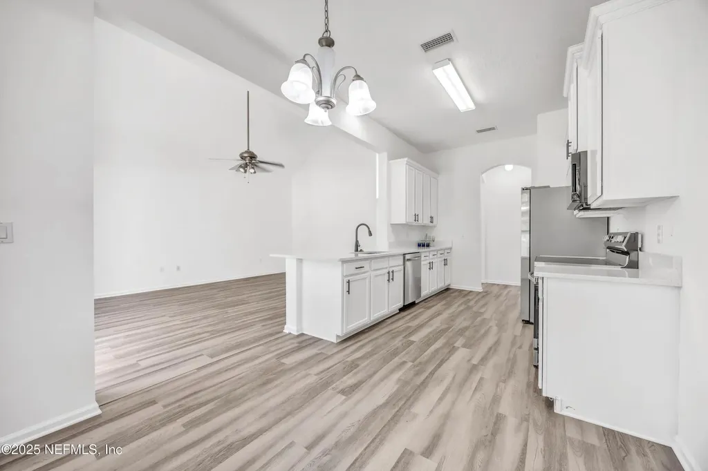 1829 Creekview Drive Green Cove Springs FL 32043