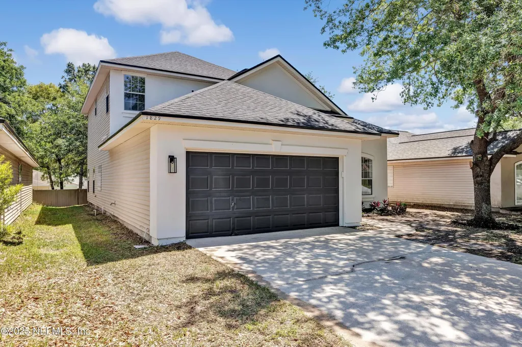 1829 Creekview Drive Green Cove Springs FL 32043