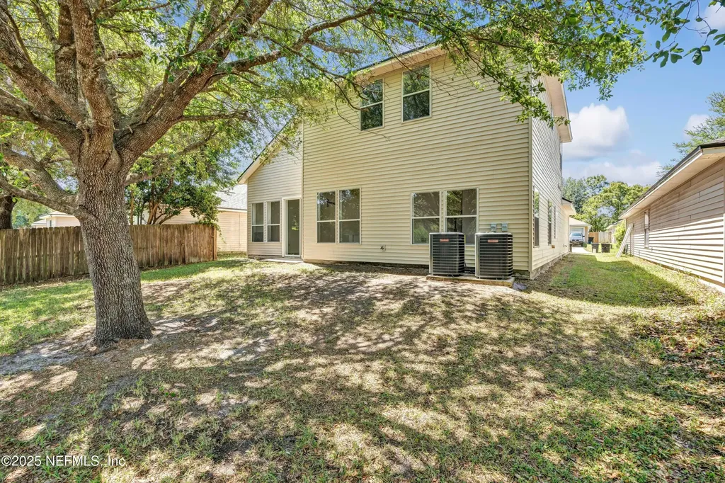 1829 Creekview Drive Green Cove Springs FL 32043