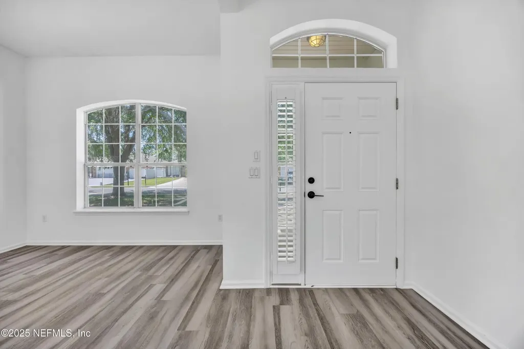 1829 Creekview Drive Green Cove Springs FL 32043