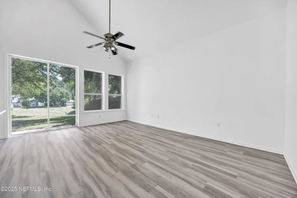 1829 Creekview Drive Green Cove Springs FL 32043