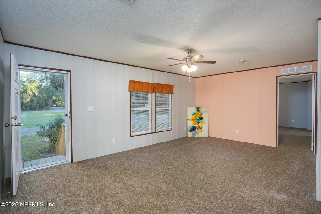 1001 Shell Street Welaka FL 32193