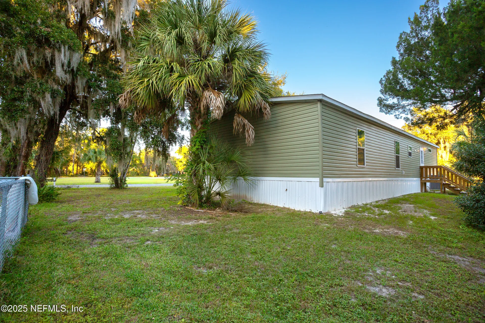 1001 Shell Street Welaka FL 32193