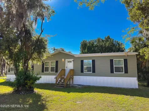 1001 Shell Street Welaka FL 32193