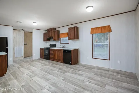 1001 Shell Street Welaka FL 32193