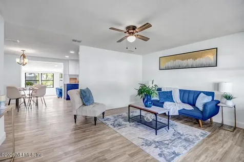 458 Eric Avenue Jacksonville FL 32218