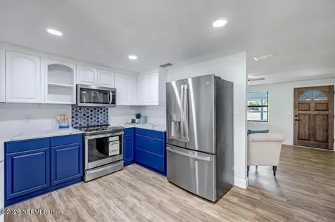 458 Eric Avenue Jacksonville FL 32218