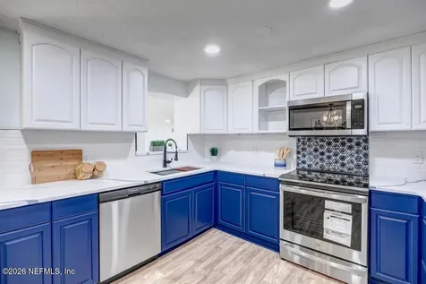 458 Eric Avenue Jacksonville FL 32218