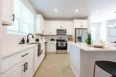 174 Barstow Place Jacksonville FL 32204