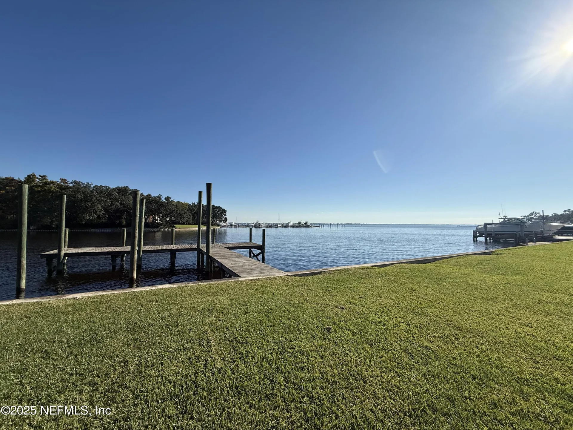 4233 Venetia Boulevard Jacksonville FL 32210