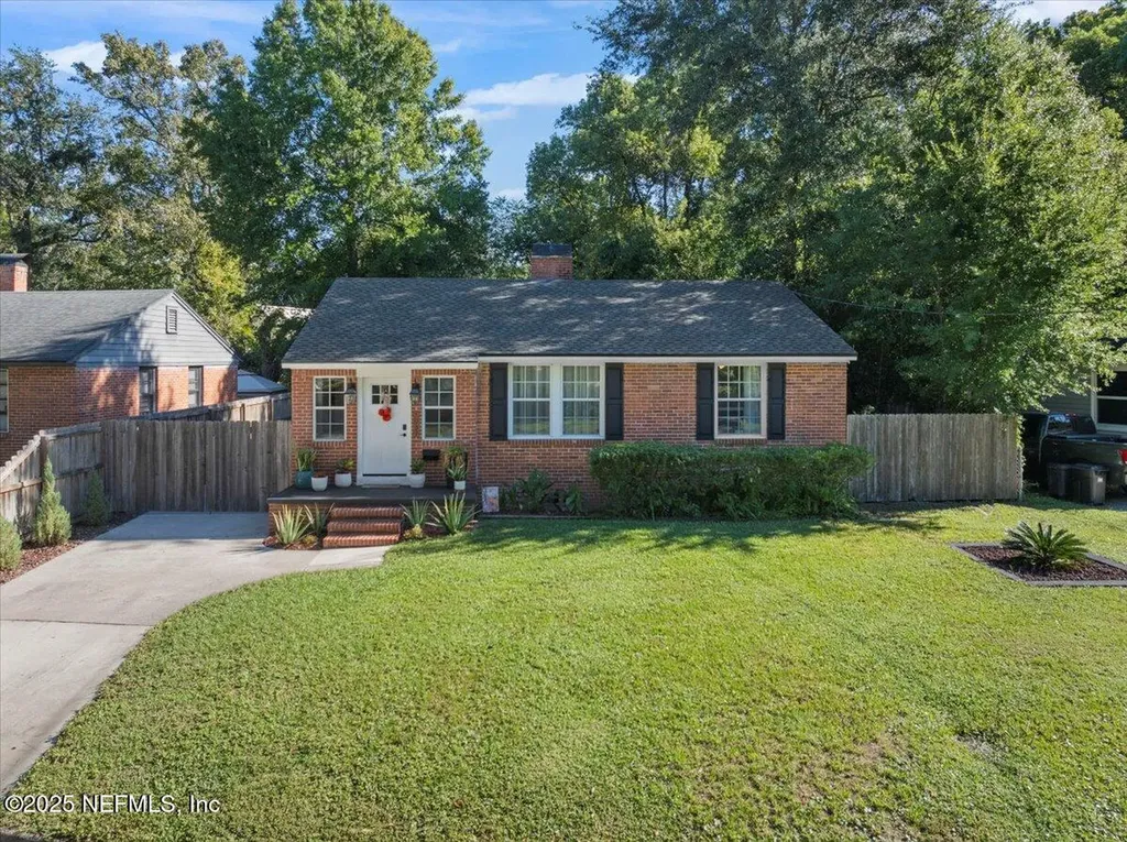 1037 S Fairwood Lane Jacksonville FL 32205