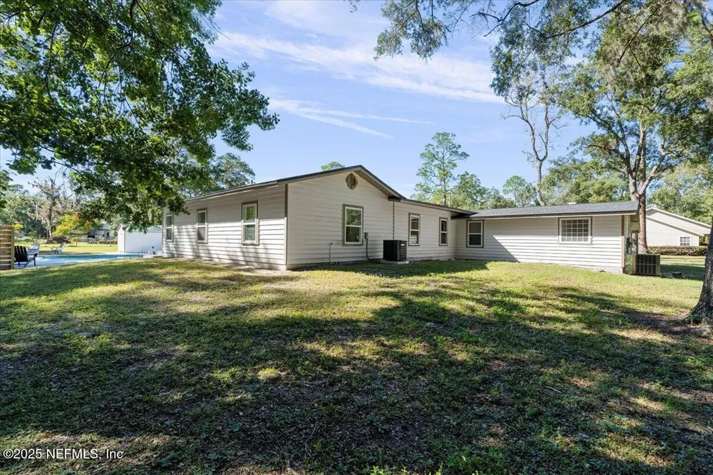 4886 Highway 17 S Green Cove Springs FL 32043