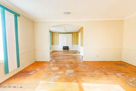 8020 Oakwood Street Jacksonville FL 32208