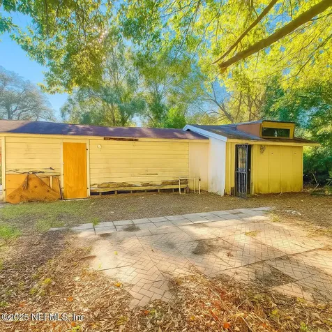 8020 Oakwood Street Jacksonville FL 32208