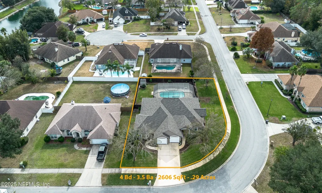 2923 Southbank Circle Green Cove Springs FL 32043