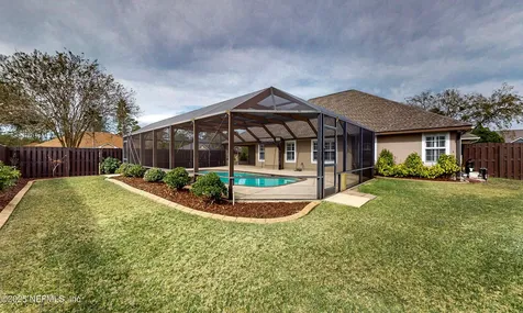 2923 Southbank Circle Green Cove Springs FL 32043