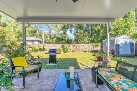 596 S West Street Green Cove Springs FL 32043