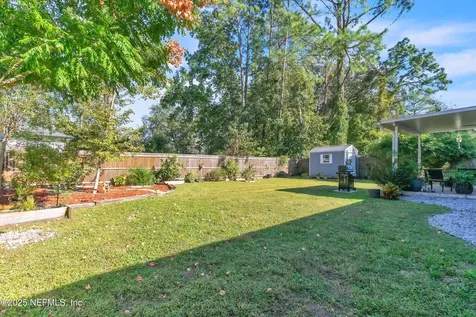 596 S West Street Green Cove Springs FL 32043