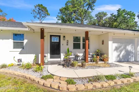 596 S West Street Green Cove Springs FL 32043