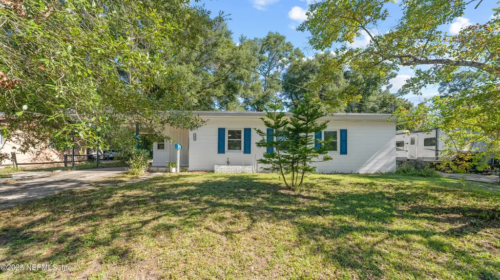1425 Domas Drive Jacksonville FL 32211