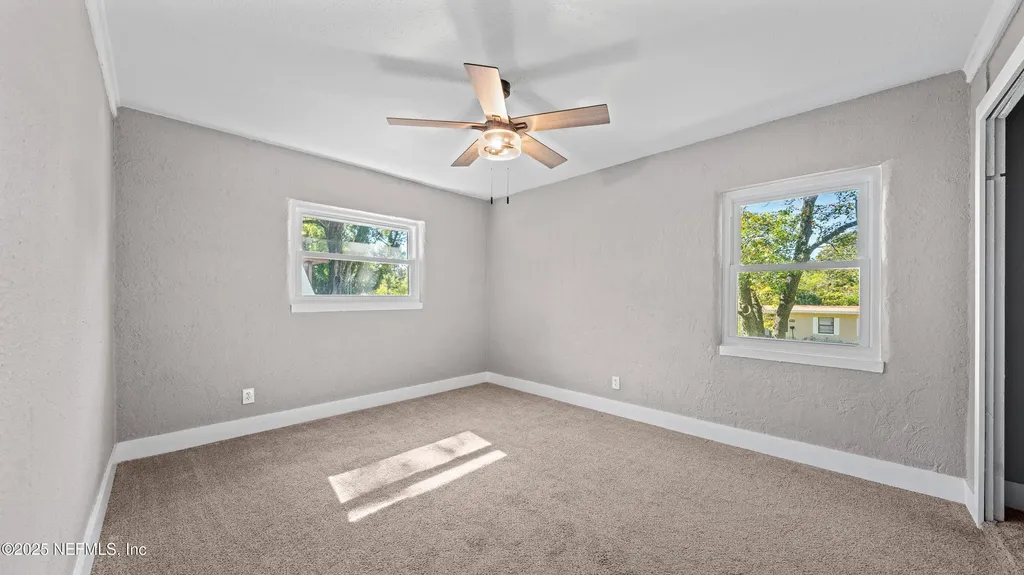 1425 Domas Drive Jacksonville FL 32211