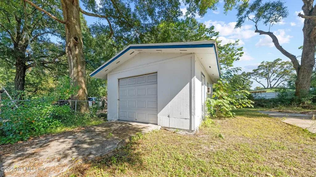 1425 Domas Drive Jacksonville FL 32211